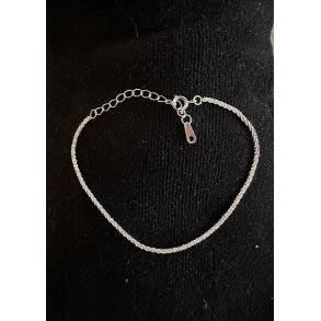 Sdt armbnd i gte slv S925